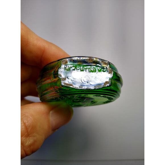 Wheaton Green Carnival Glass Bottle Andrew Johnson 1971 Mini 3" Vintage Retro - Picture 3 of 4